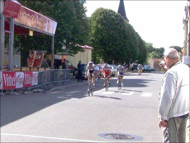 gal/Saison 2011/Epreuve_Pass_Tucquegnieux_15_aout_2011/105_4636_-_Copie.JPG